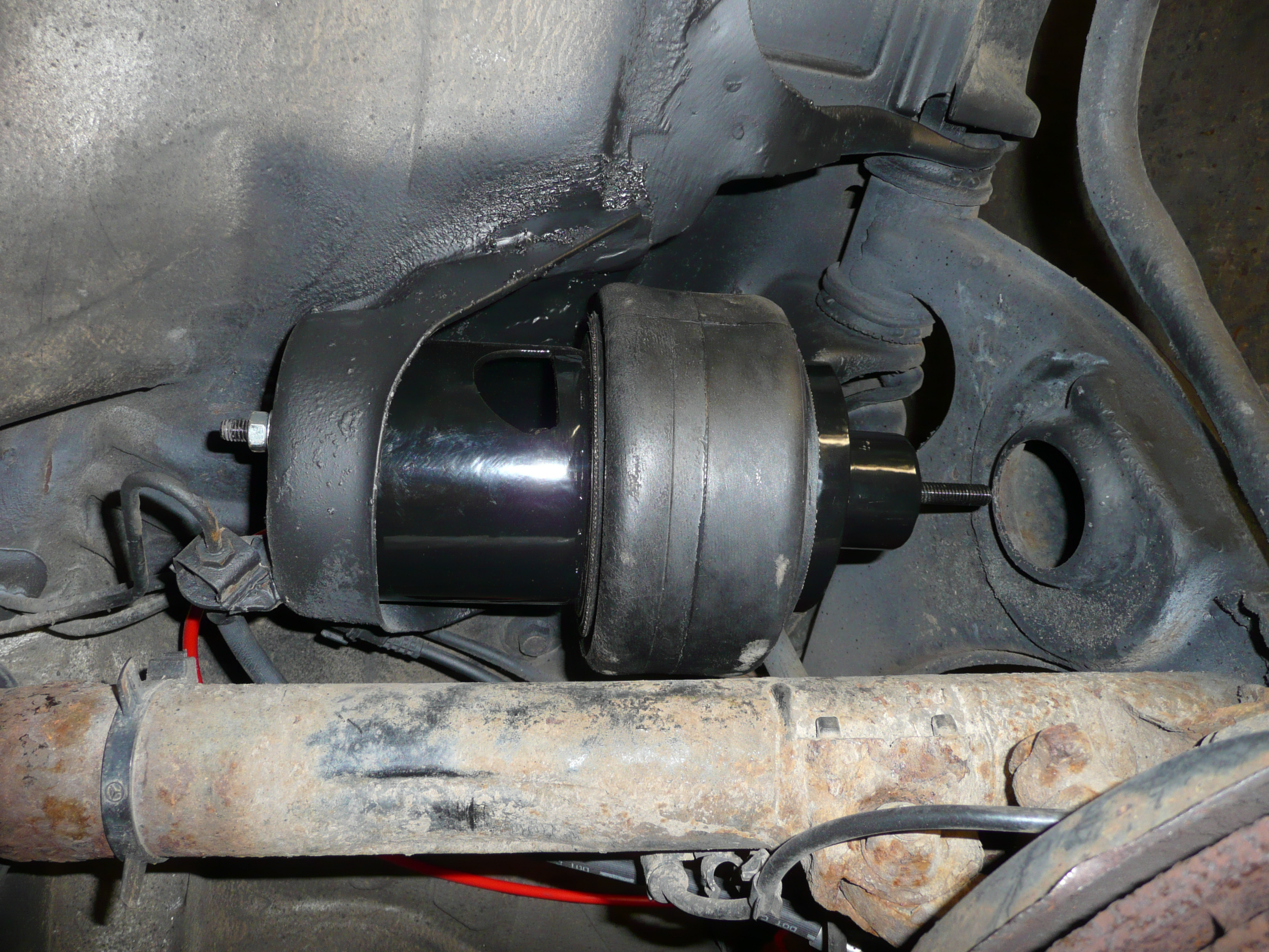 Mercedes W124 front air suspension